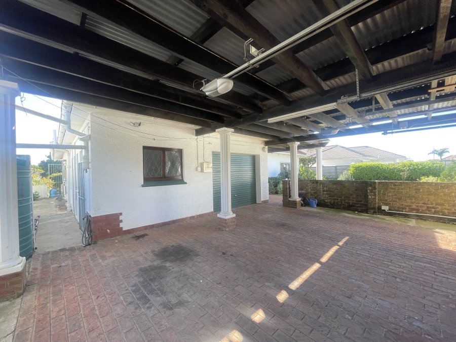3 Bedroom Property for Sale in Vincent Eastern Cape